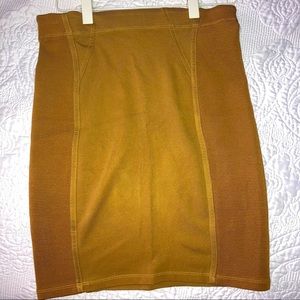 BCBG Max Azra body con pencil  skirt xs